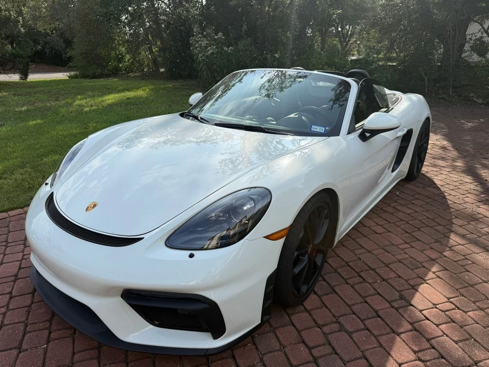 2020 Porsche - Image 4 of 8