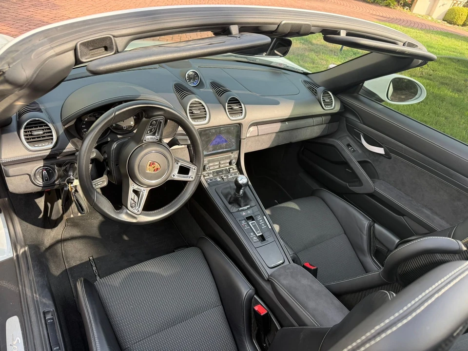 2020 Porsche - Image 5 of 8