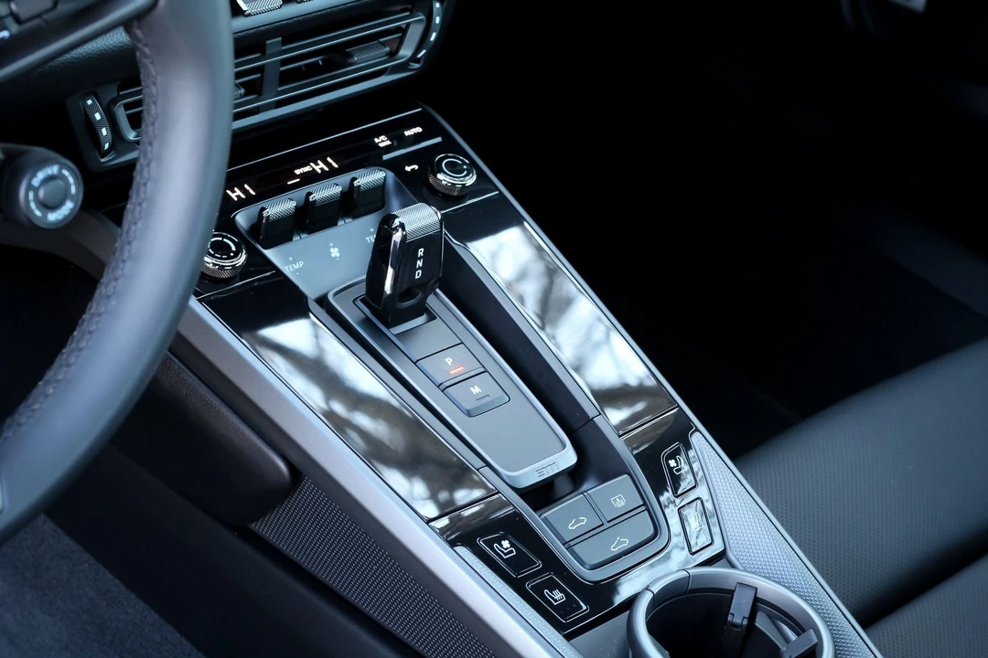 2020 Porsche 992 Carrera S - Image 9 of 14