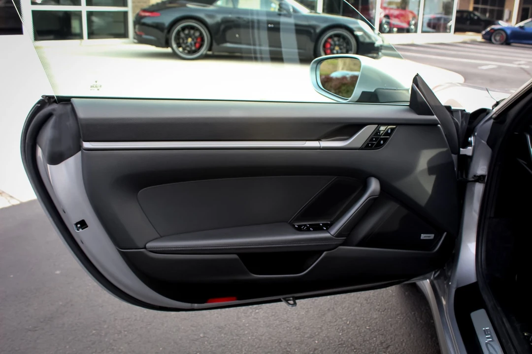 2020 Porsche 992 Carrera S - Image 9 of 16