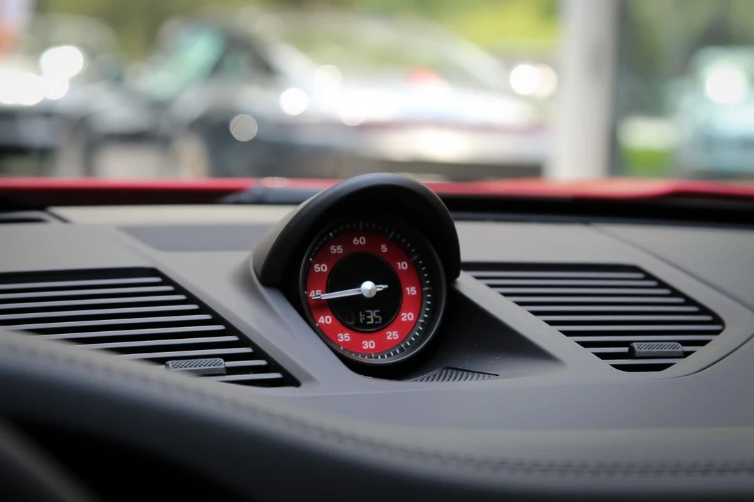 2020 Porsche 992 Carrera S - Image 11 of 17