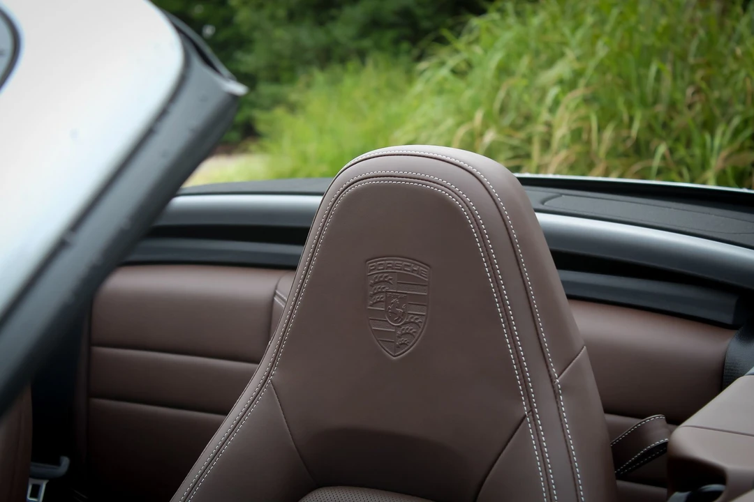 2020 Porsche 992 Carrera 4S - Image 5 of 16