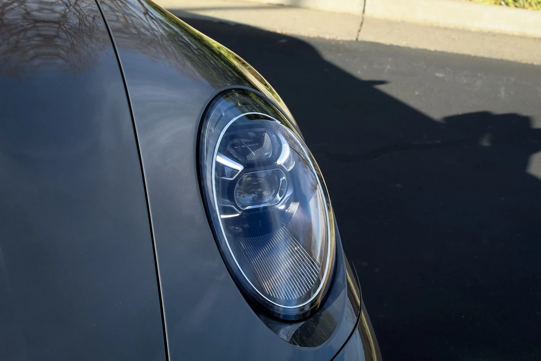 2020 Porsche 992 Carrera 4S - Image 7 of 18