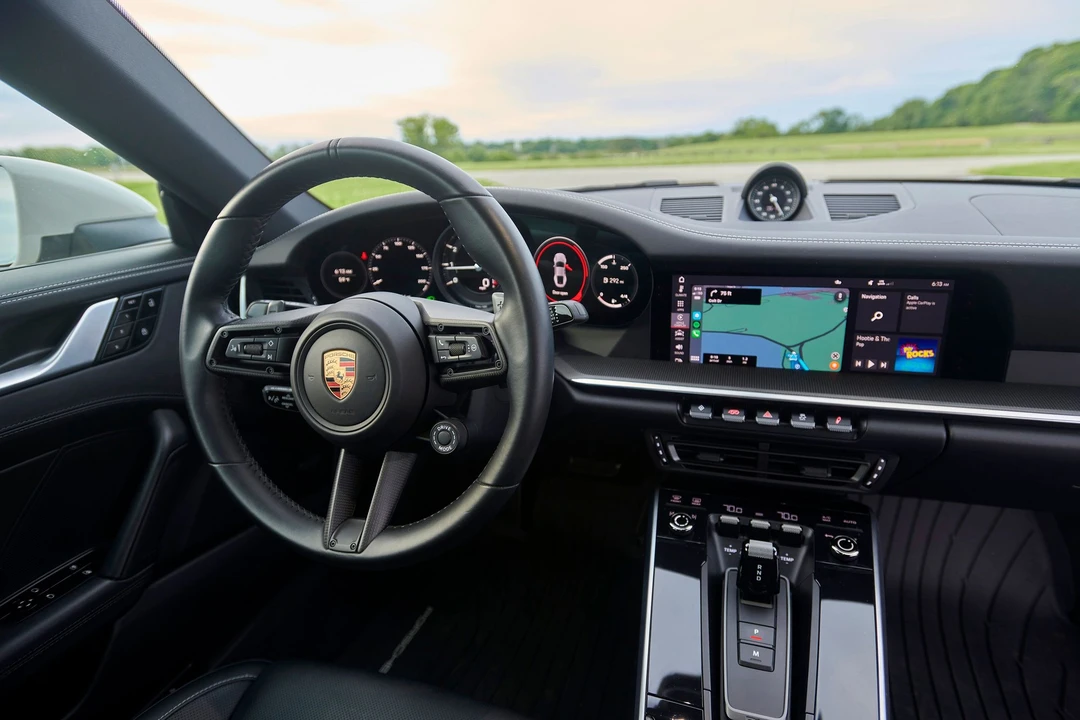 2020 Porsche 992 Carrera 4S - Image 6 of 8