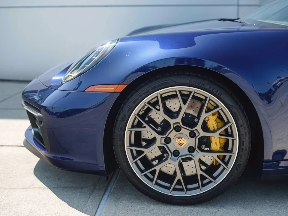 2020 Porsche 992 Carrera S - Image 8 of 28