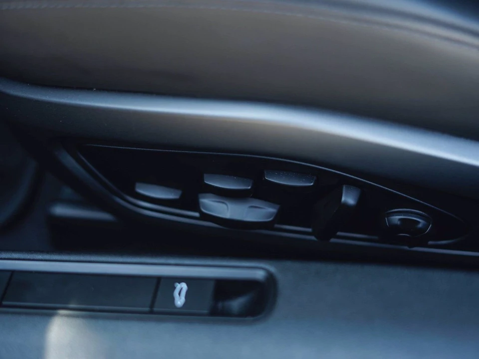2020 Porsche 992 Carrera S - Image 21 of 28