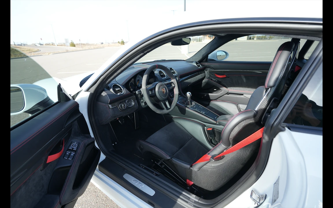 2020 Porsche 718 Cayman GT4 - Image 10 of 22