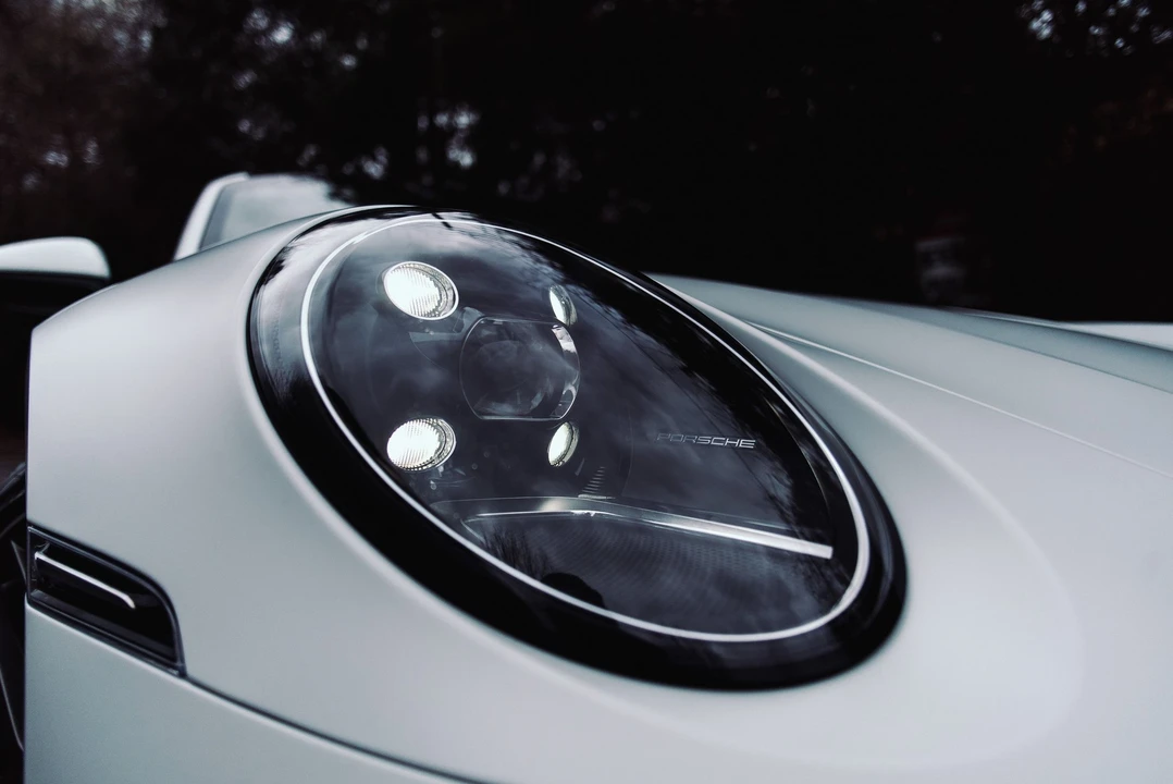 2020 Porsche 992 Carrera S - Image 5 of 13