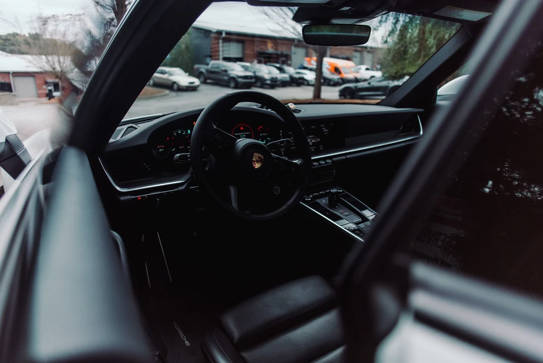 2020 Porsche 992 Carrera S - Image 9 of 13