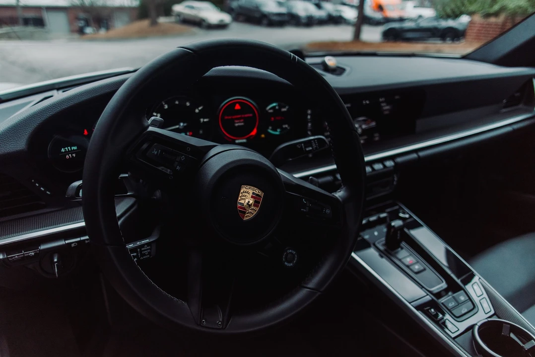 2020 Porsche 992 Carrera S - Image 10 of 13