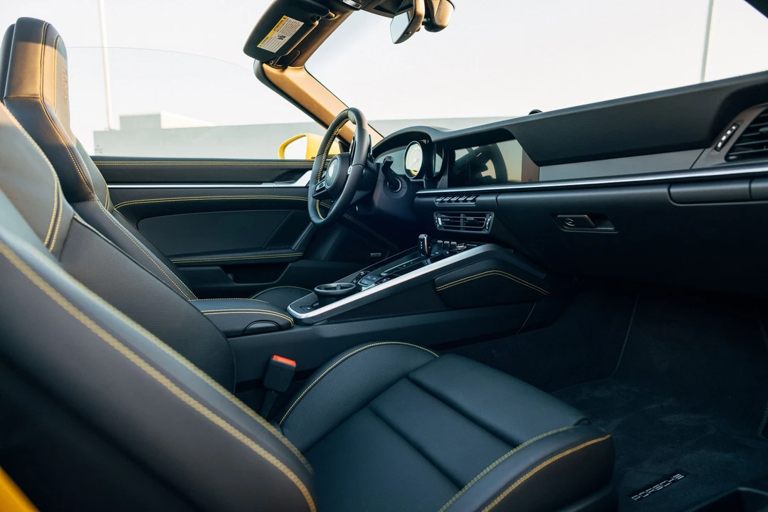 2020 Porsche 992 Carrera S - Image 18 of 20