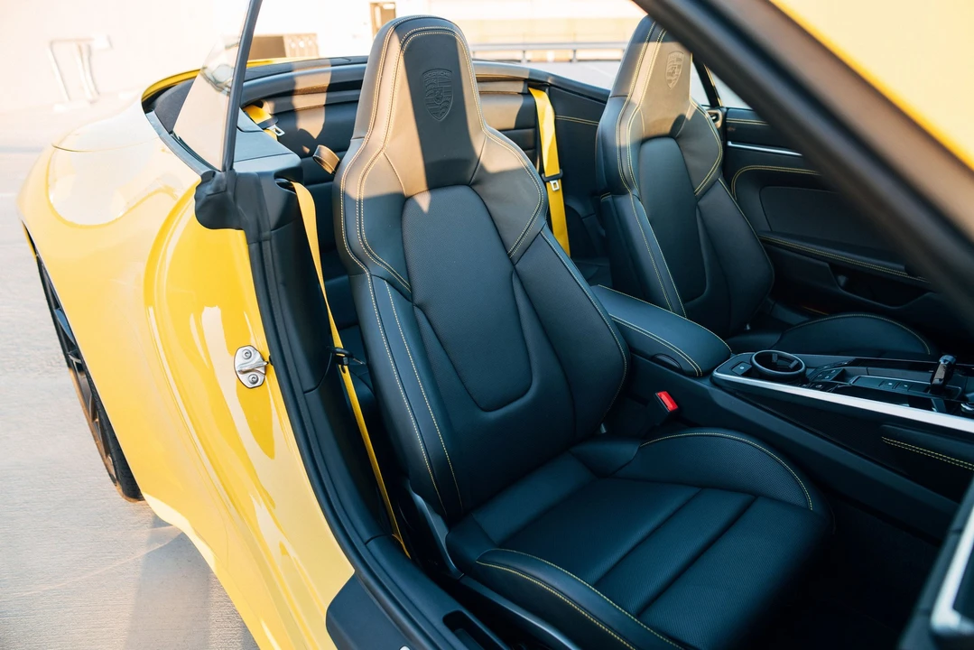 2020 Porsche 992 Carrera S - Image 19 of 20