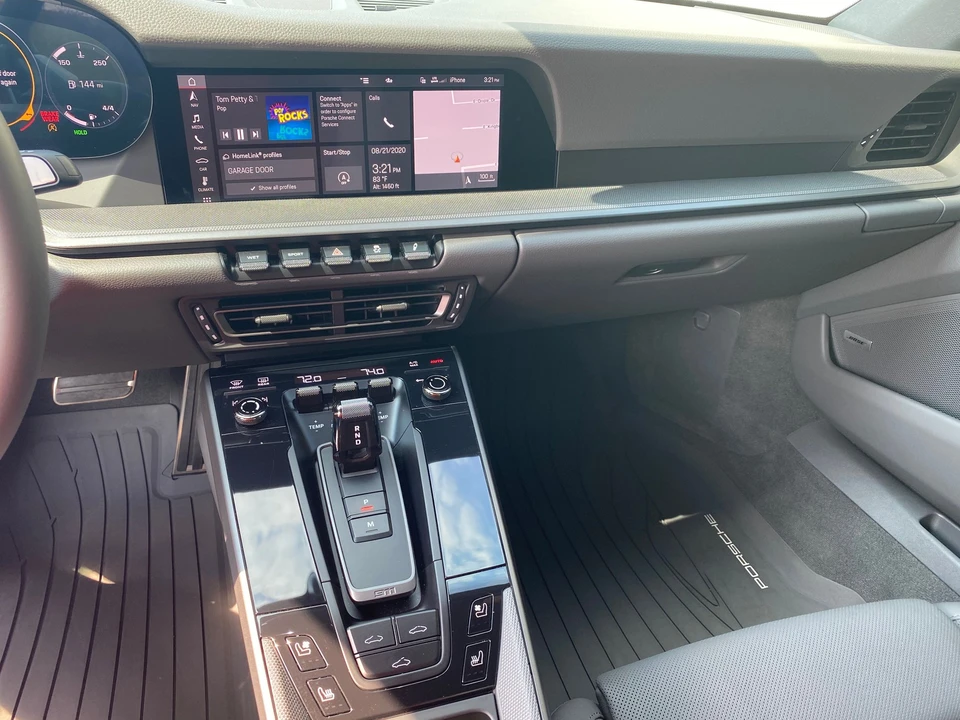 2020 Porsche 992 Carrera - Image 12 of 18