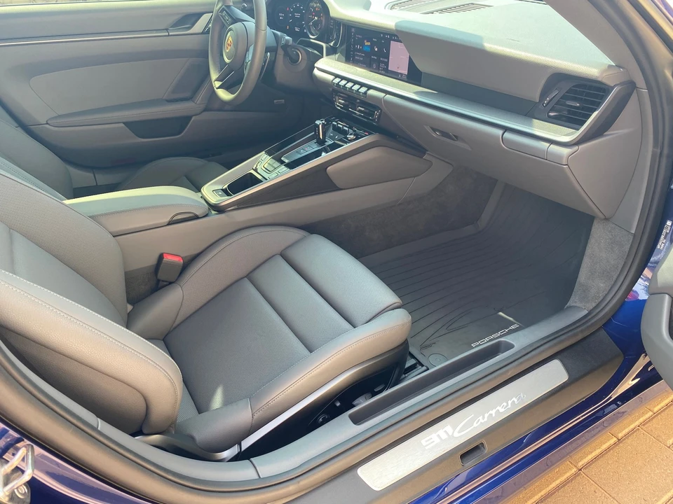 2020 Porsche 992 Carrera - Image 17 of 18