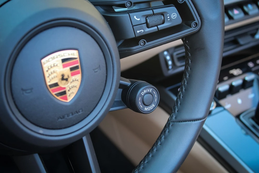 2020 Porsche 992 Carrera - Image 8 of 13