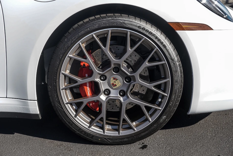 2020 Porsche 992 Carrera 4S - Image 8 of 24