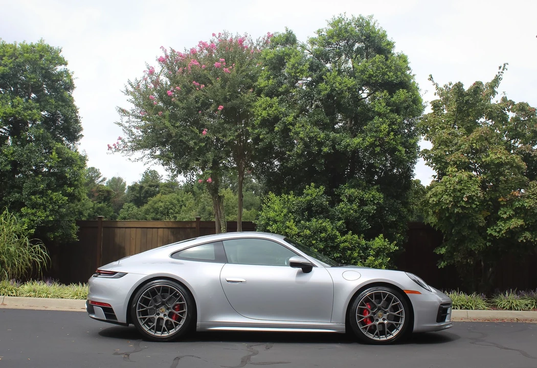 2020 Porsche 992 Carrera 4S - Image 4 of 14