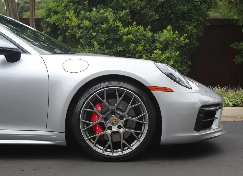 2020 Porsche 992 Carrera 4S - Image 5 of 14