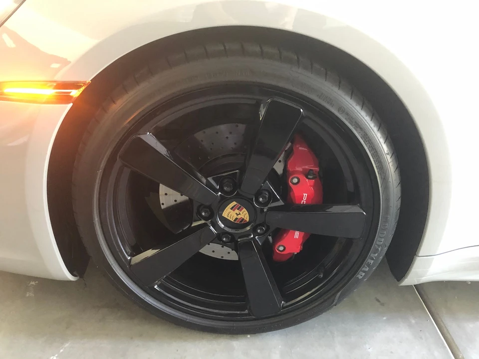 2020 Porsche 992 Carrera 4S - Image 3 of 7