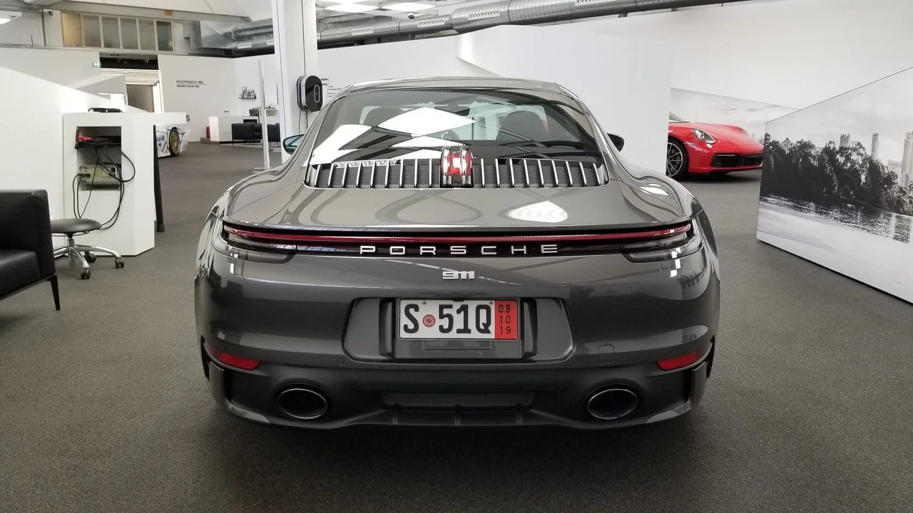 2020 Porsche 992 Carrera 4S - Image 3 of 4
