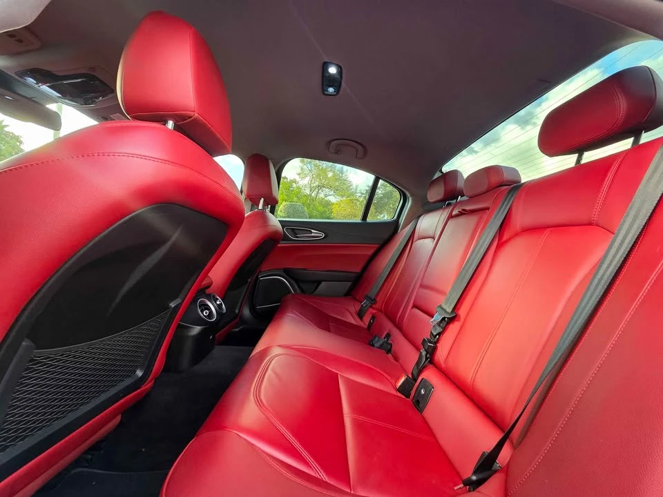 2020 Alfa Romeo Giulia - Image 10 of 10