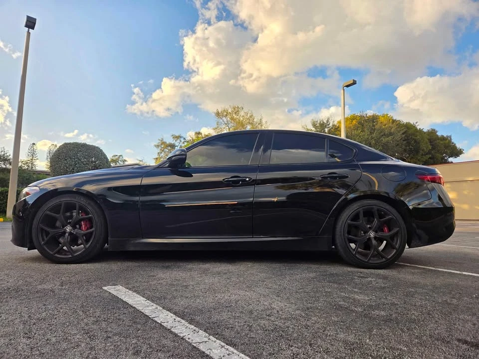 2020 Alfa Romeo Giulia - Image 4 of 10