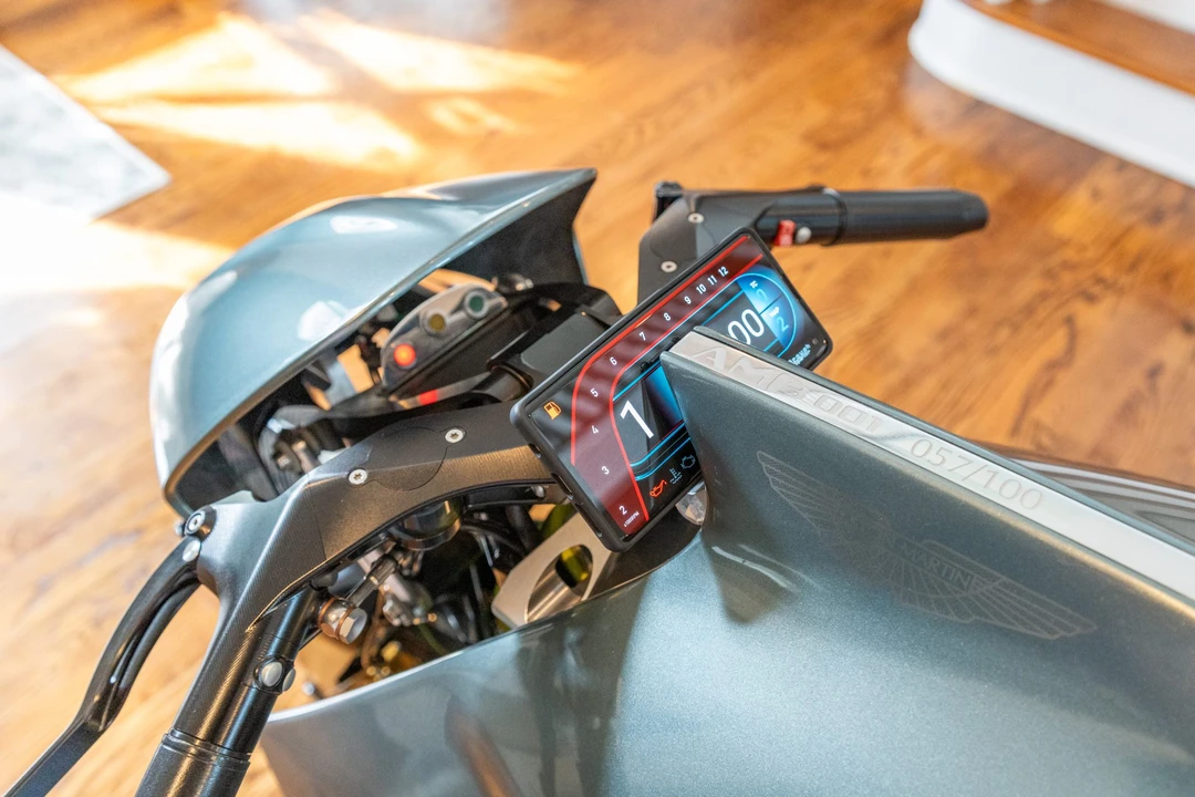 2020 Aston Martin Valkyrie - Image 24 of 31