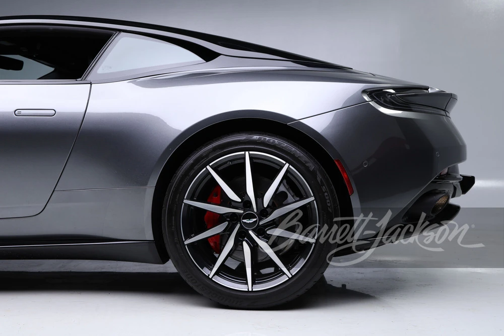 2020 Aston Martin DB11 - Image 11 of 31