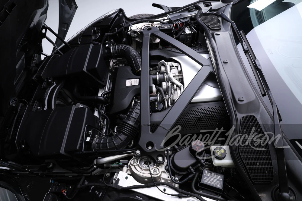 2020 Aston Martin DB11 - Image 15 of 31