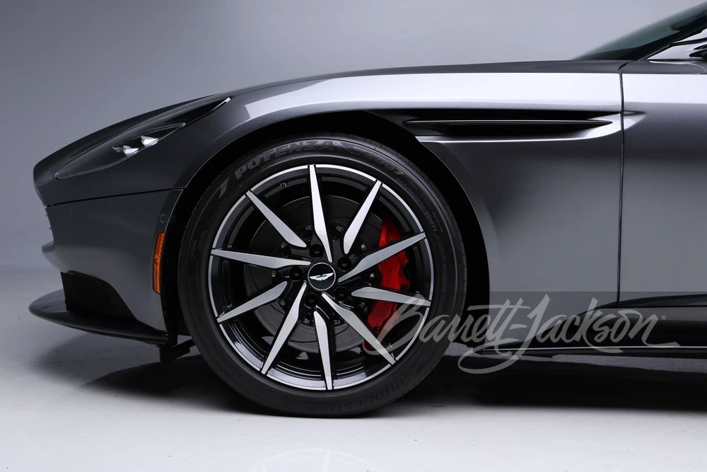 2020 Aston Martin DB11 - Image 20 of 31