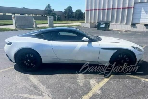 2020 Aston Martin DB11 - Image 5 of 9
