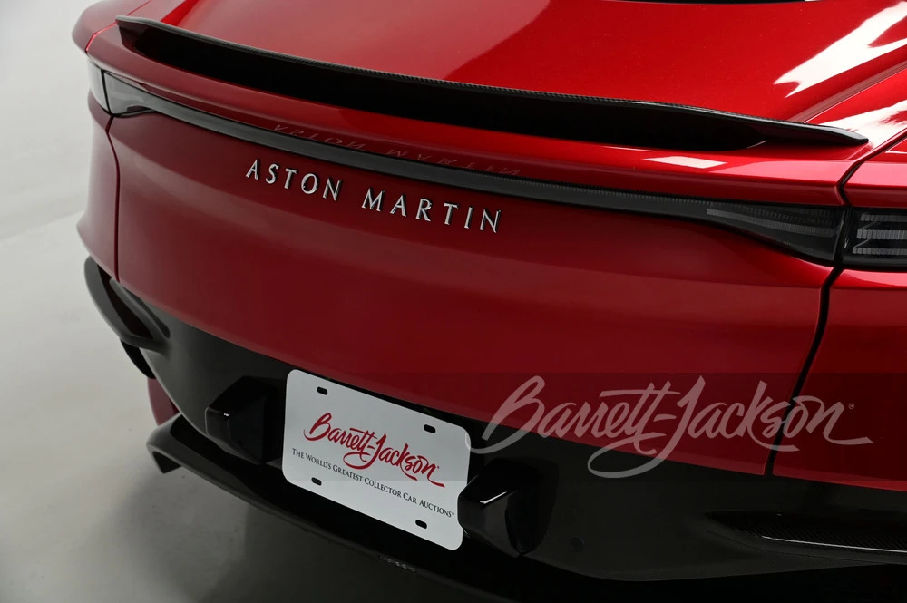 2020 Aston Martin DBS Superleggera - Image 11 of 31