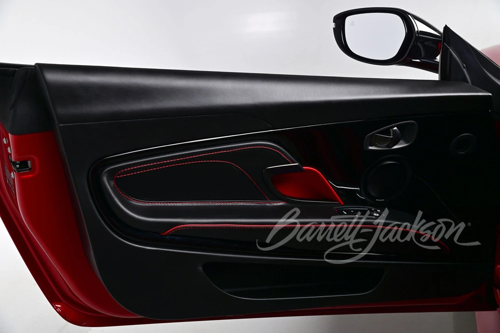 2020 Aston Martin DBS Superleggera - Image 21 of 31