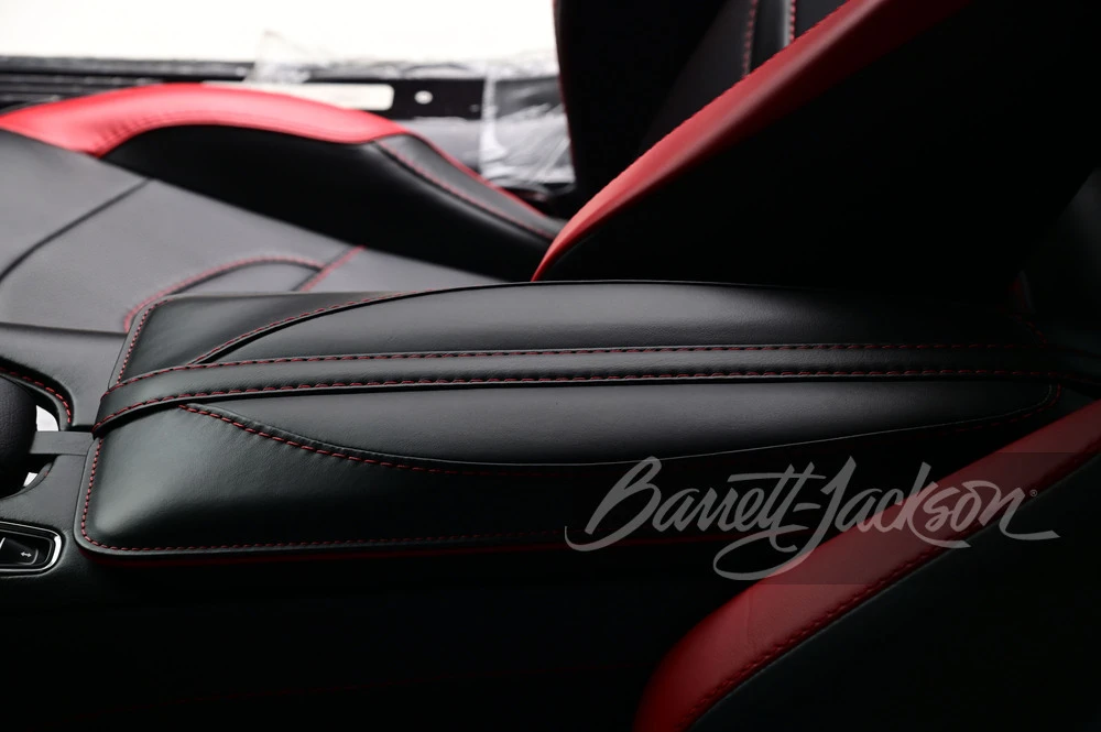 2020 Aston Martin DBS Superleggera - Image 25 of 31