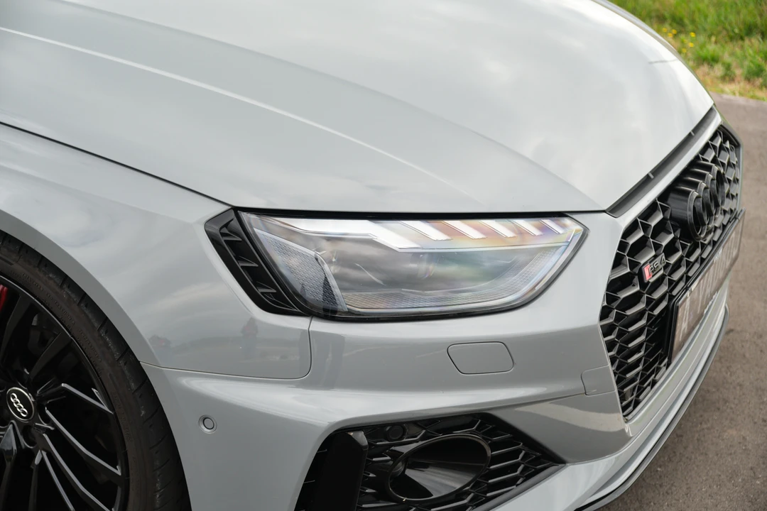 2020 Audi B9 RS4 - Image 28 of 31