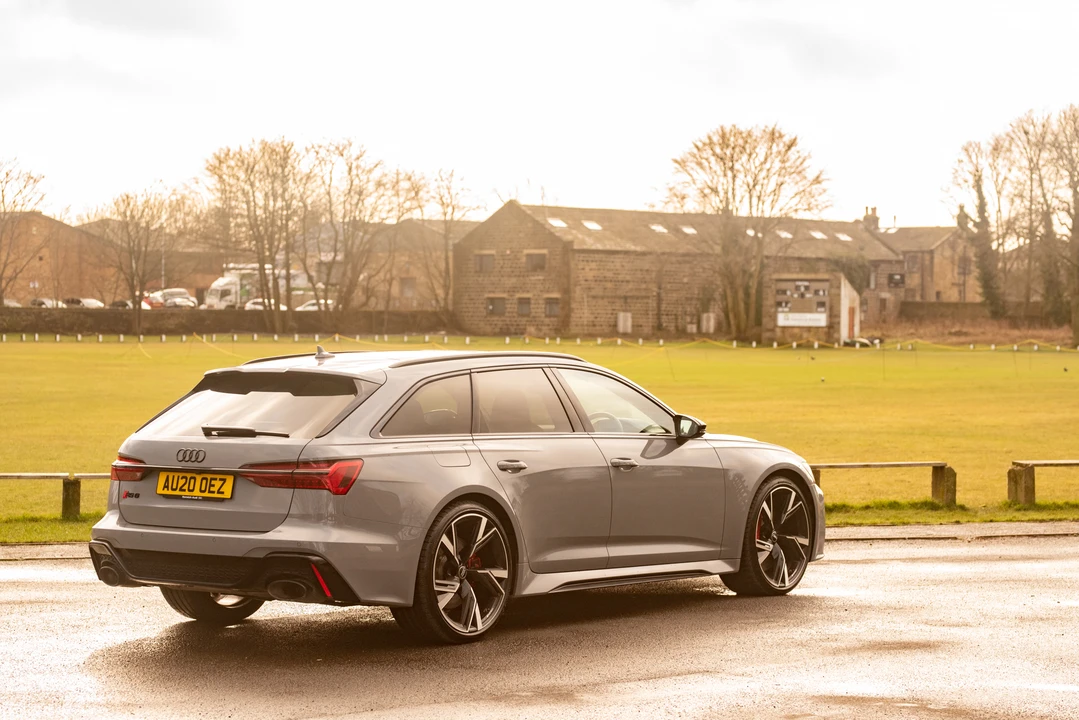 2020 Audi C8 RS6 - Image 27 of 31