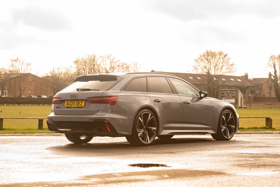 2020 Audi C8 RS6 - Image 30 of 31