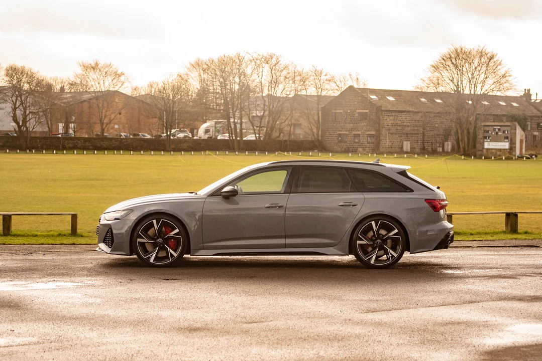 2020 Audi C8 RS6 - Image 15 of 31