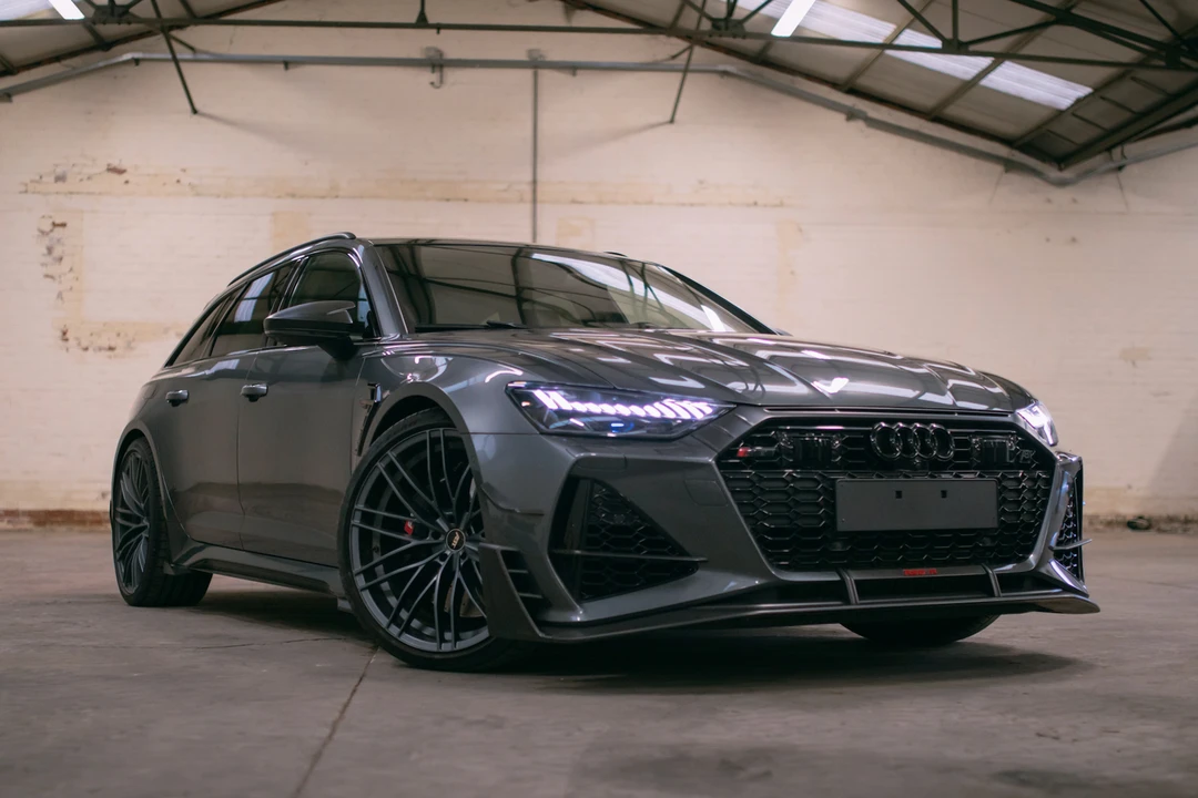 2020 Audi C8 RS6 - Image 2 of 31