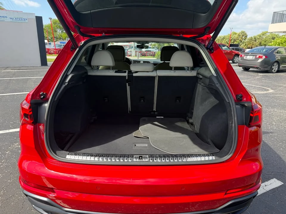 2020 Audi F3 Q3 - Image 17 of 18