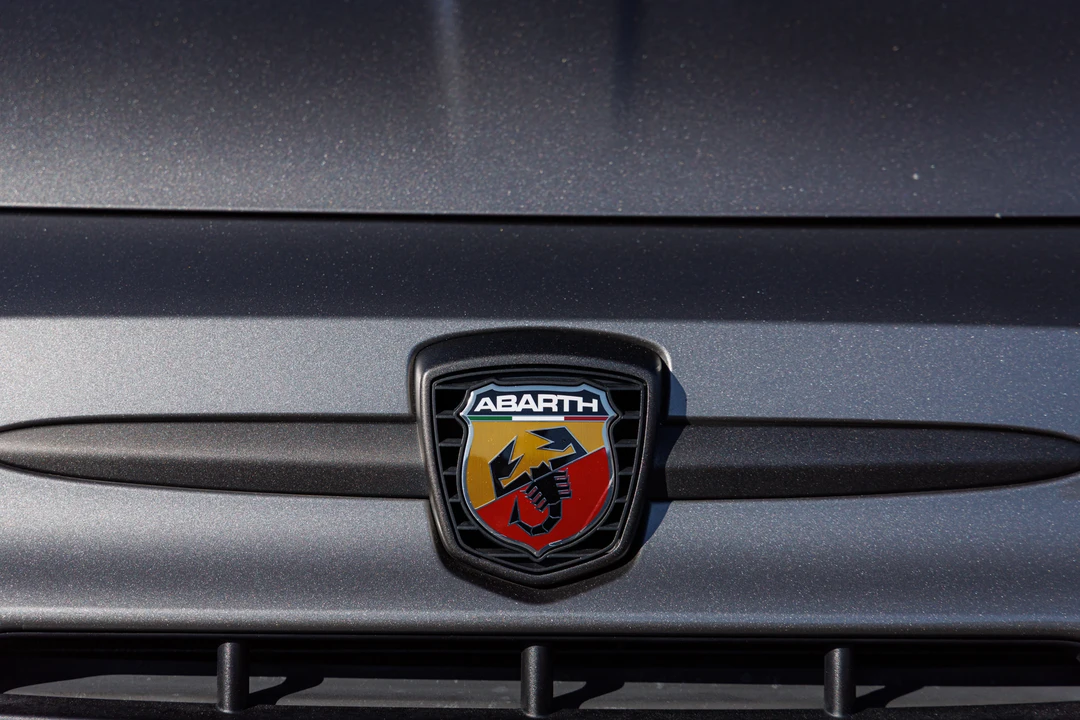 2020 Fiat Abarth 500 - Image 21 of 31
