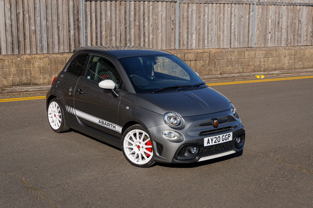2020 Fiat Abarth 500 - Image 9 of 31