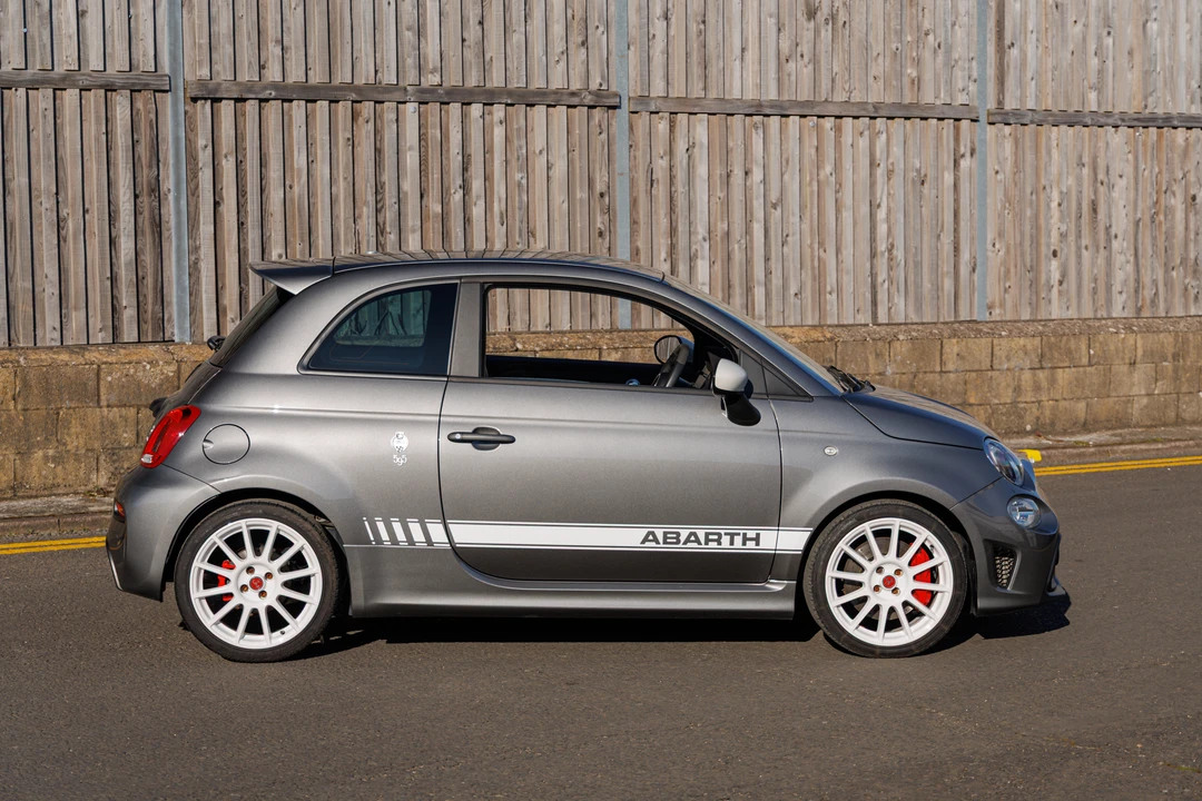 2020 Fiat Abarth 500 - Image 8 of 31