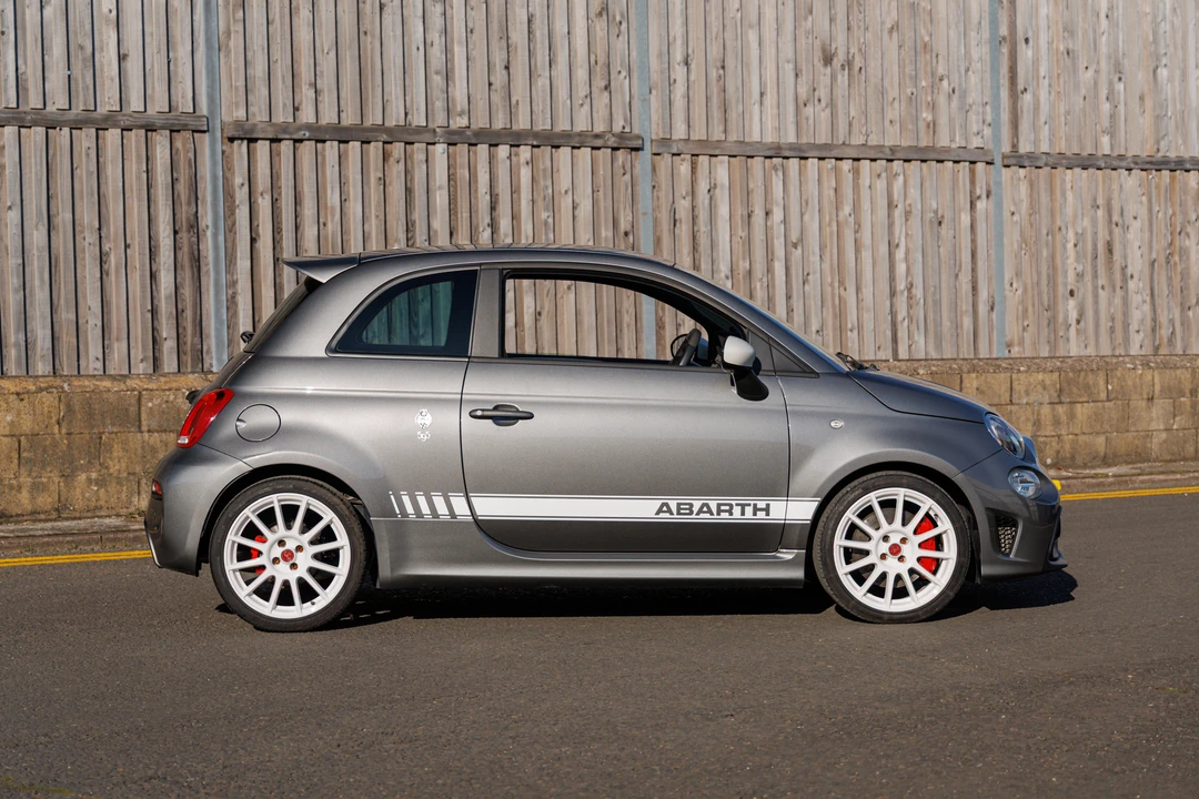 2020 Fiat Abarth 500 - Image 16 of 31