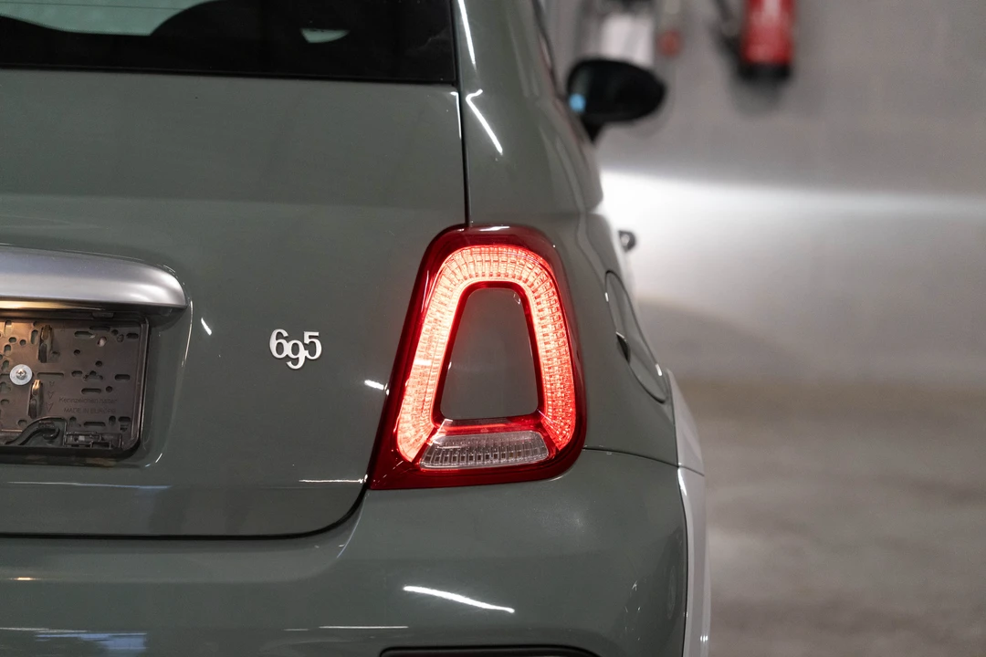 2020 Fiat Abarth 500 - Image 19 of 31