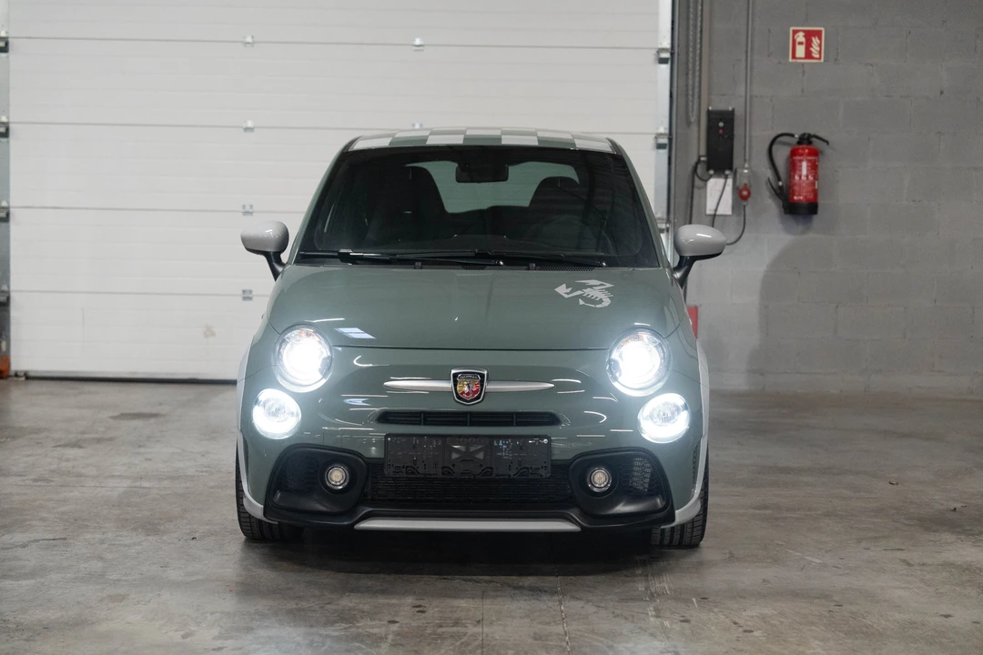 2020 Fiat Abarth 500 - Image 2 of 31