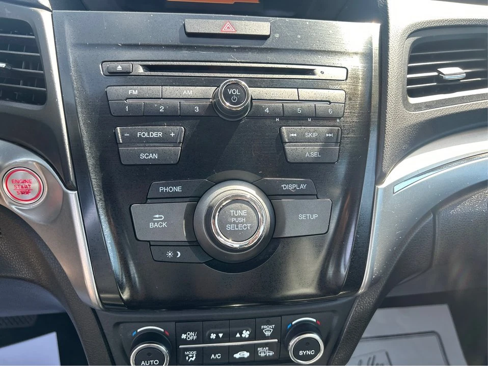 2020 Acura ILX - Image 17 of 19