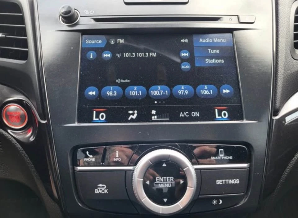 2020 Acura ILX - Image 6 of 8
