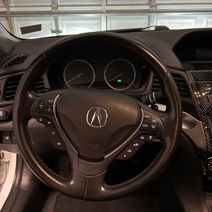 2020 Acura ILX - Image 6 of 10