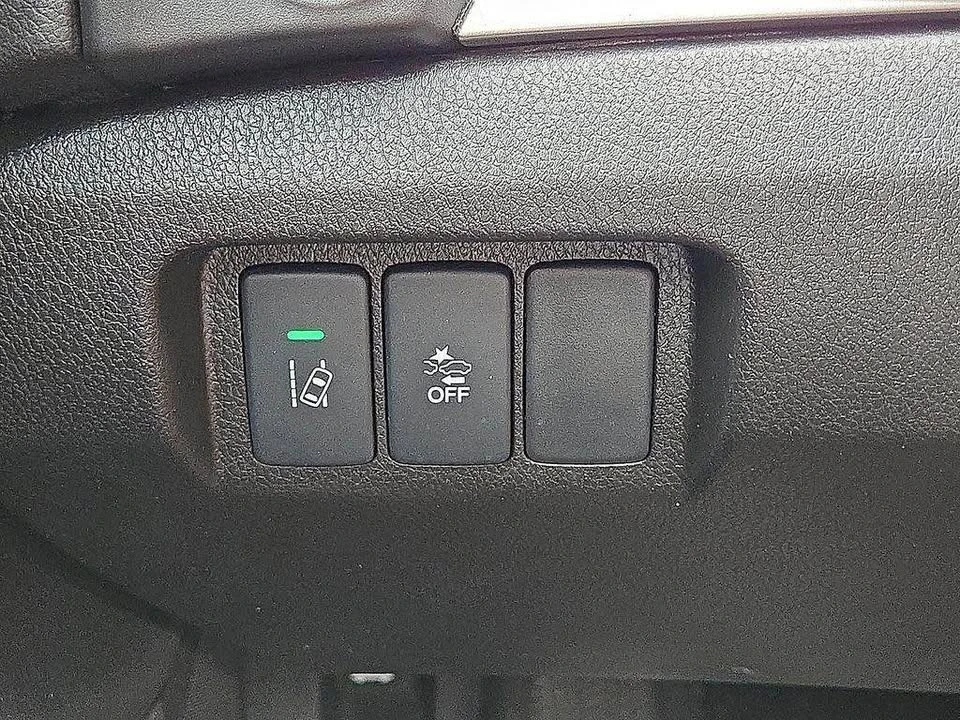 2020 Acura ILX - Image 18 of 20